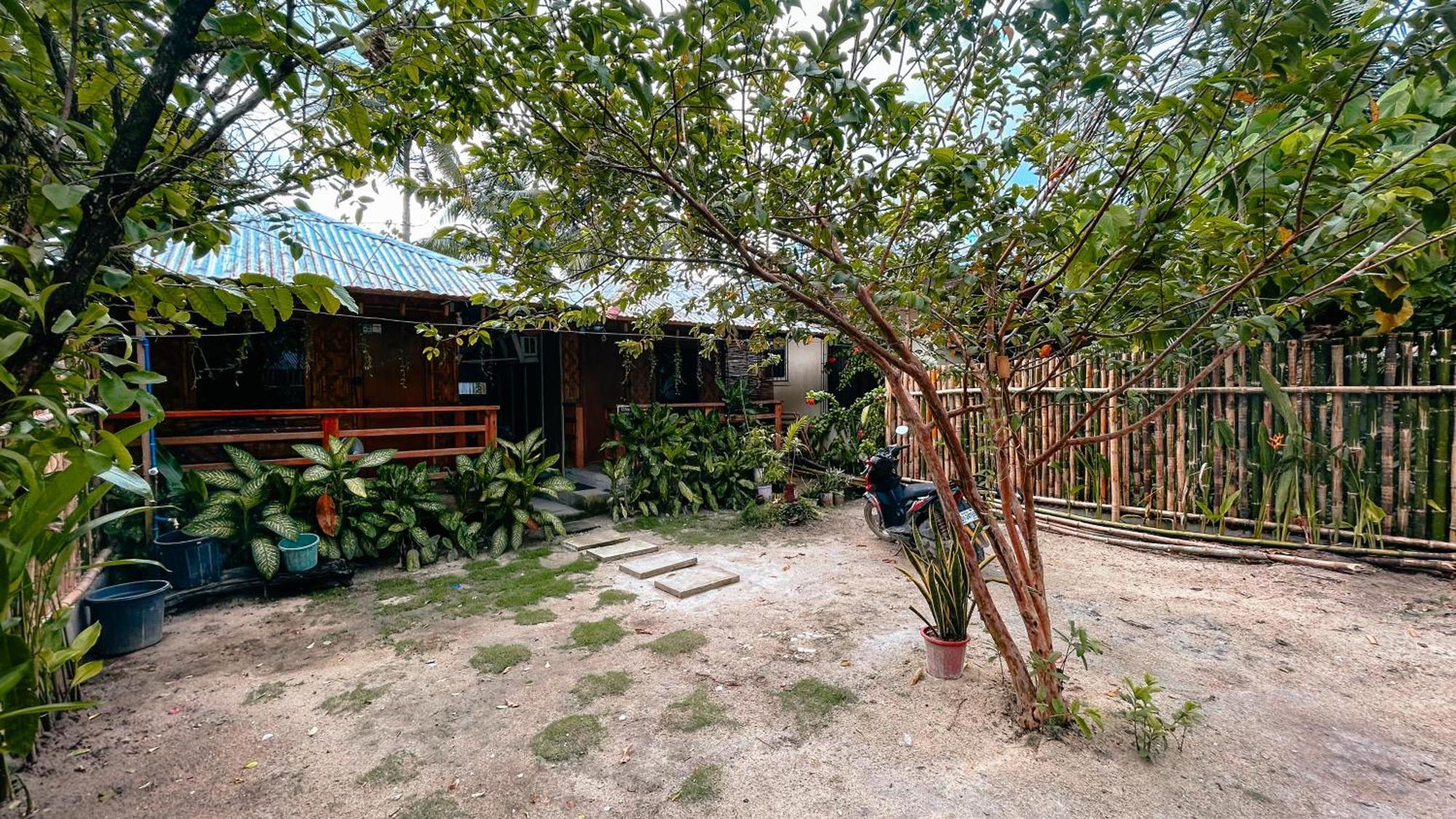 Hotel Islo Hut Kaliwa General Luna  Exteriér fotografie